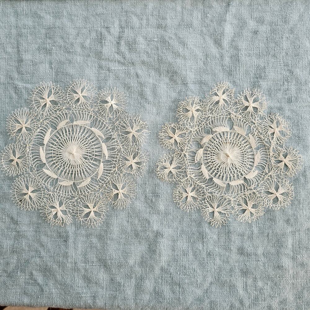 Vintage needle lace doilies pair 5" diameter